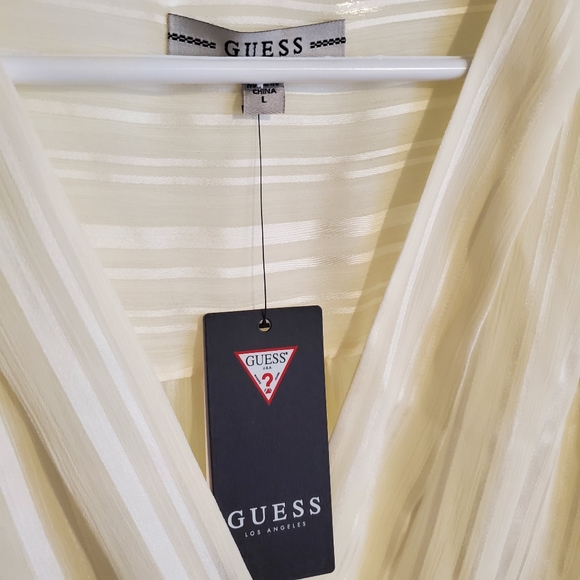 Guess Blouse - Picture 8 of 8
